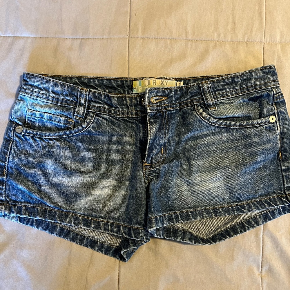 Roxy shorts
